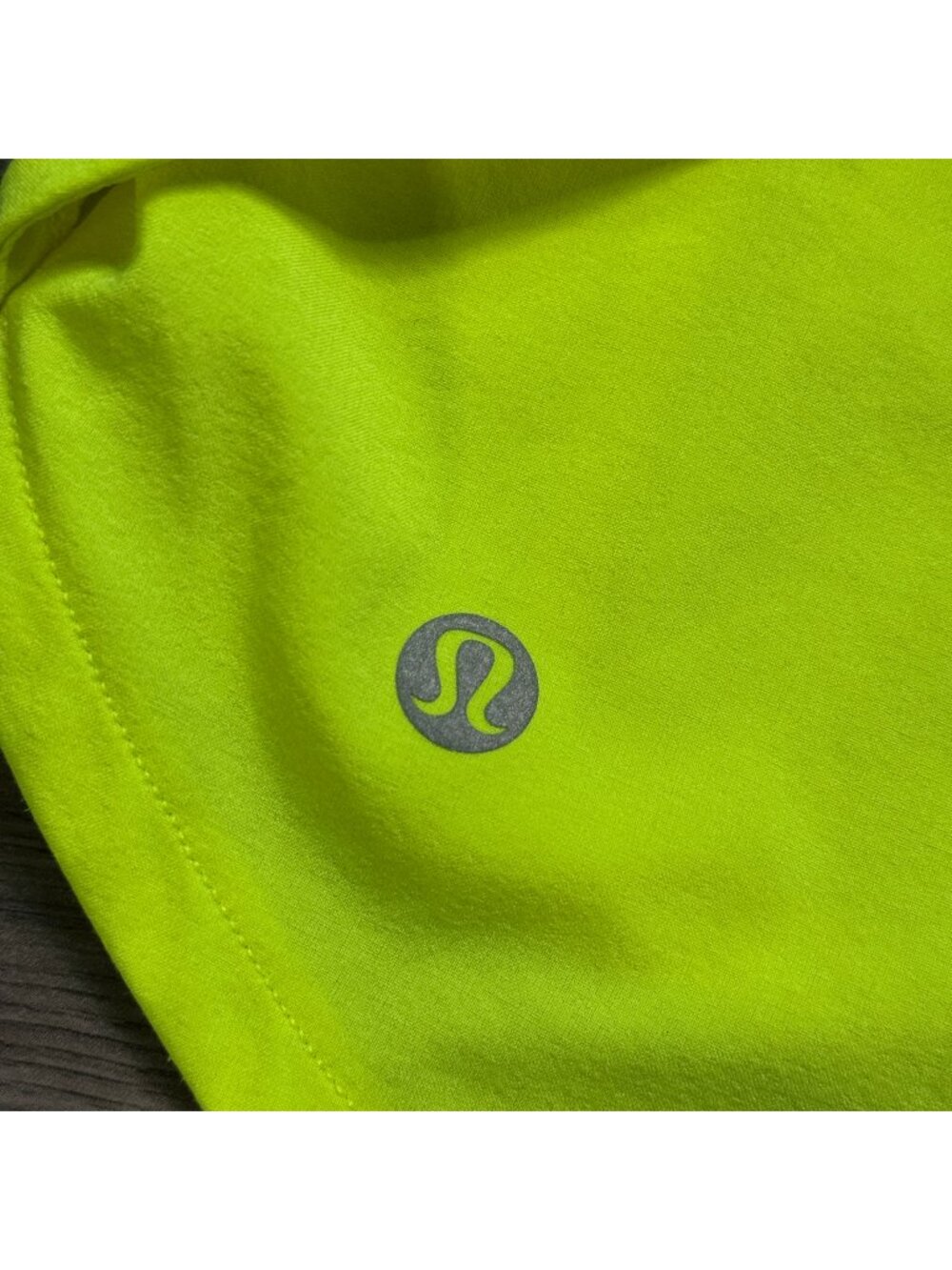 Lululemon Women's Speed Up Mid-Rise Short 4" - Yellow - Picture 3 of 13